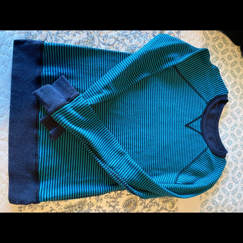 Lulu lemon reversible long sleeve.
